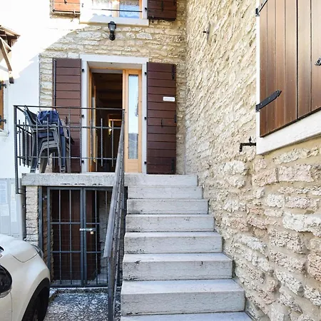 Awesome In Fosse Di Santanna Da Holiday home Selvavecchia
